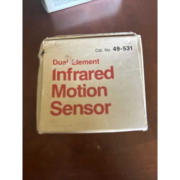 SAFE HOUSE INFRARED MOTION SENSOR PART NO.49-531 OAL 5" COVERS MAX RANGE 40” - Picture 4 of 6